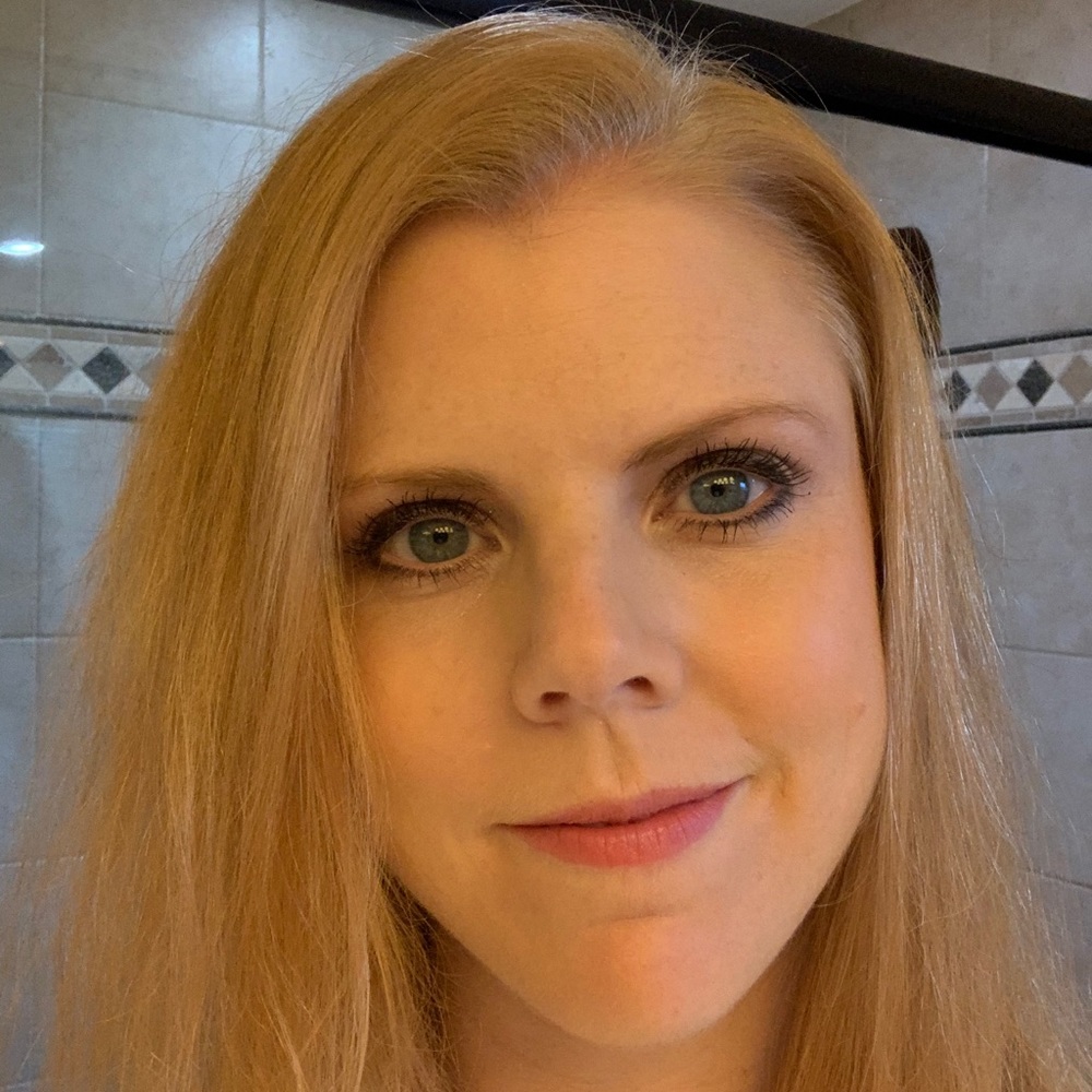 Meet your Posher, Tiffany